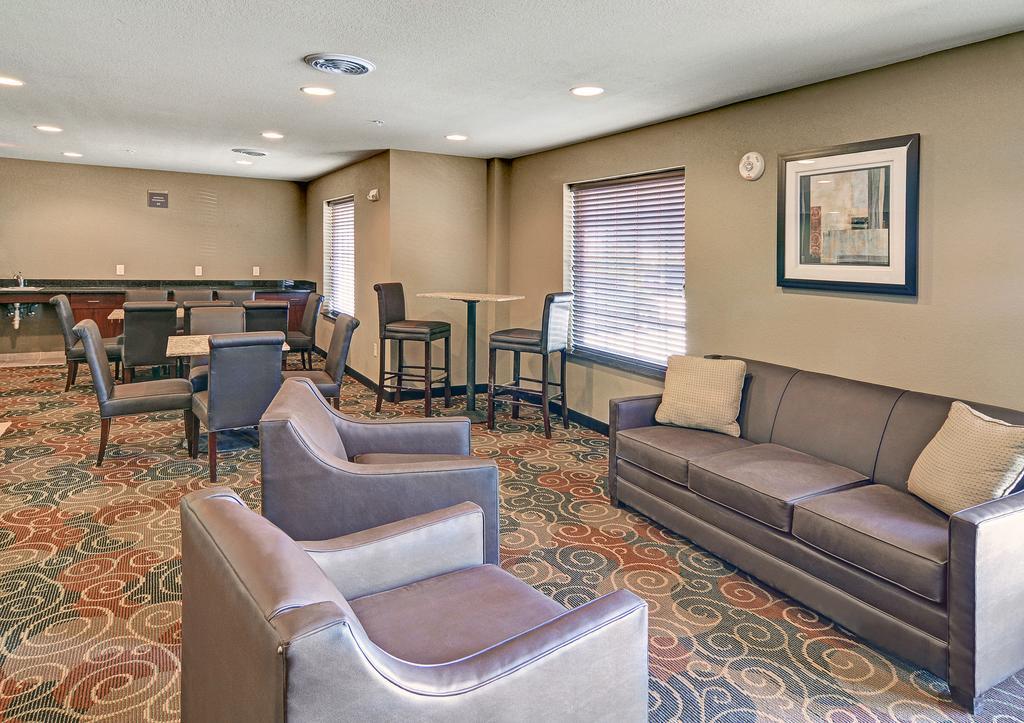 Cobblestone Inn & Suites - Big Lake エクステリア 写真