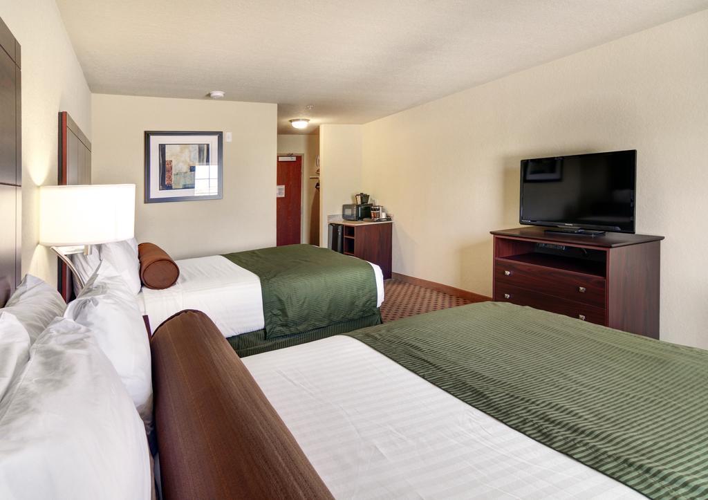 Cobblestone Inn & Suites - Big Lake エクステリア 写真