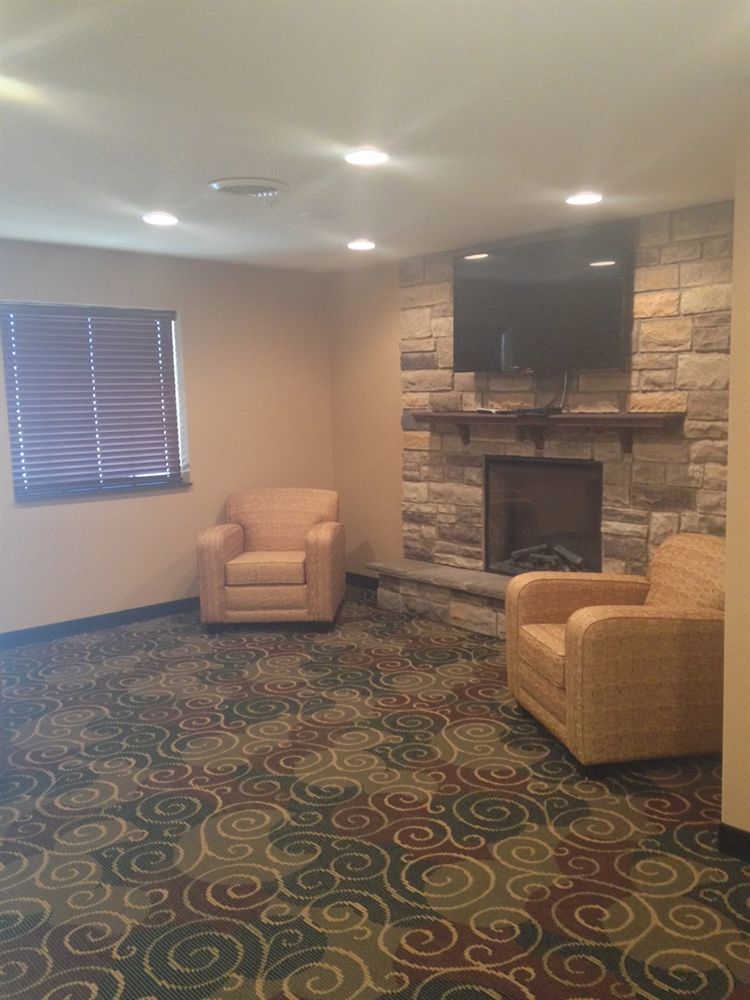 Cobblestone Inn & Suites - Big Lake エクステリア 写真