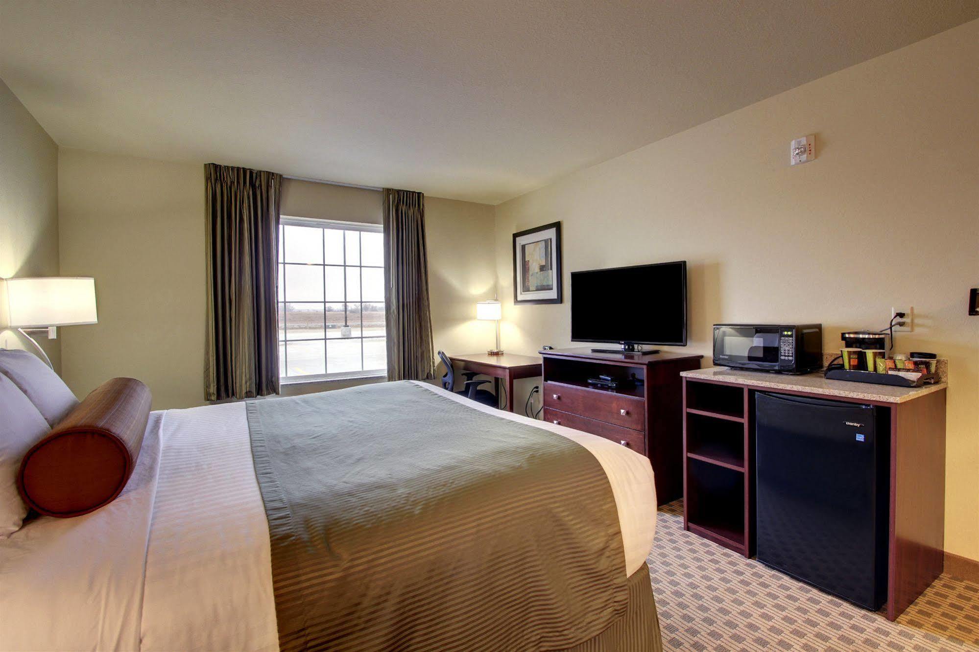 Cobblestone Inn & Suites - Big Lake エクステリア 写真
