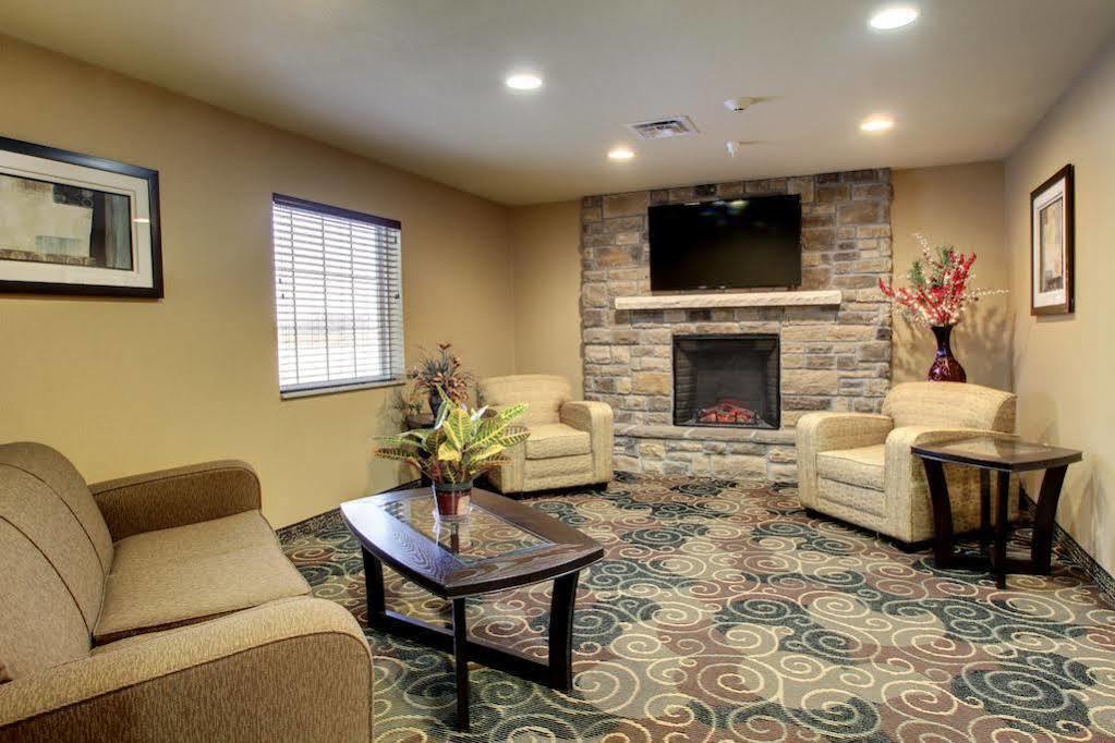 Cobblestone Inn & Suites - Big Lake エクステリア 写真